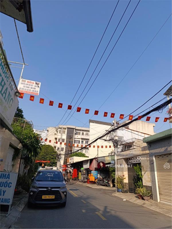 Hàng hót hẻm xe hơi Nguyễn Văn Lượng + Nhà ngang lớn 6.5x13m nở hậu tài lộc + Tiềm năng tăng giá 15983884