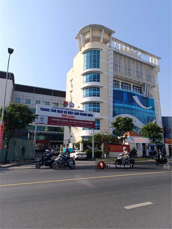 Mặt Tiền Kinh Doanh Quận Gò Vấp +  Đỗ xe hơi vô tư - 4x13m - 4 tầng BTCT Có Vỉa Hè Lớn 15983911