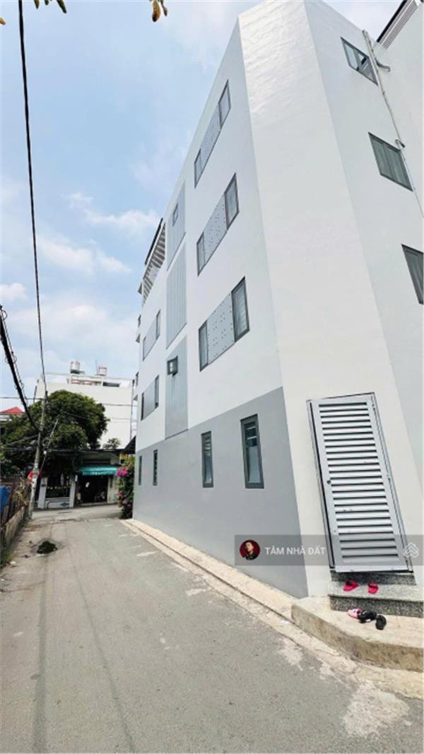 Siêu Phẩm Căn Góc 3 Mặt Thoáng + (4,5x17m) + Nhà 5 tầng hẻm xe hơi + Vị trí kinh doanh giá 9,3 Tỷ 15983922