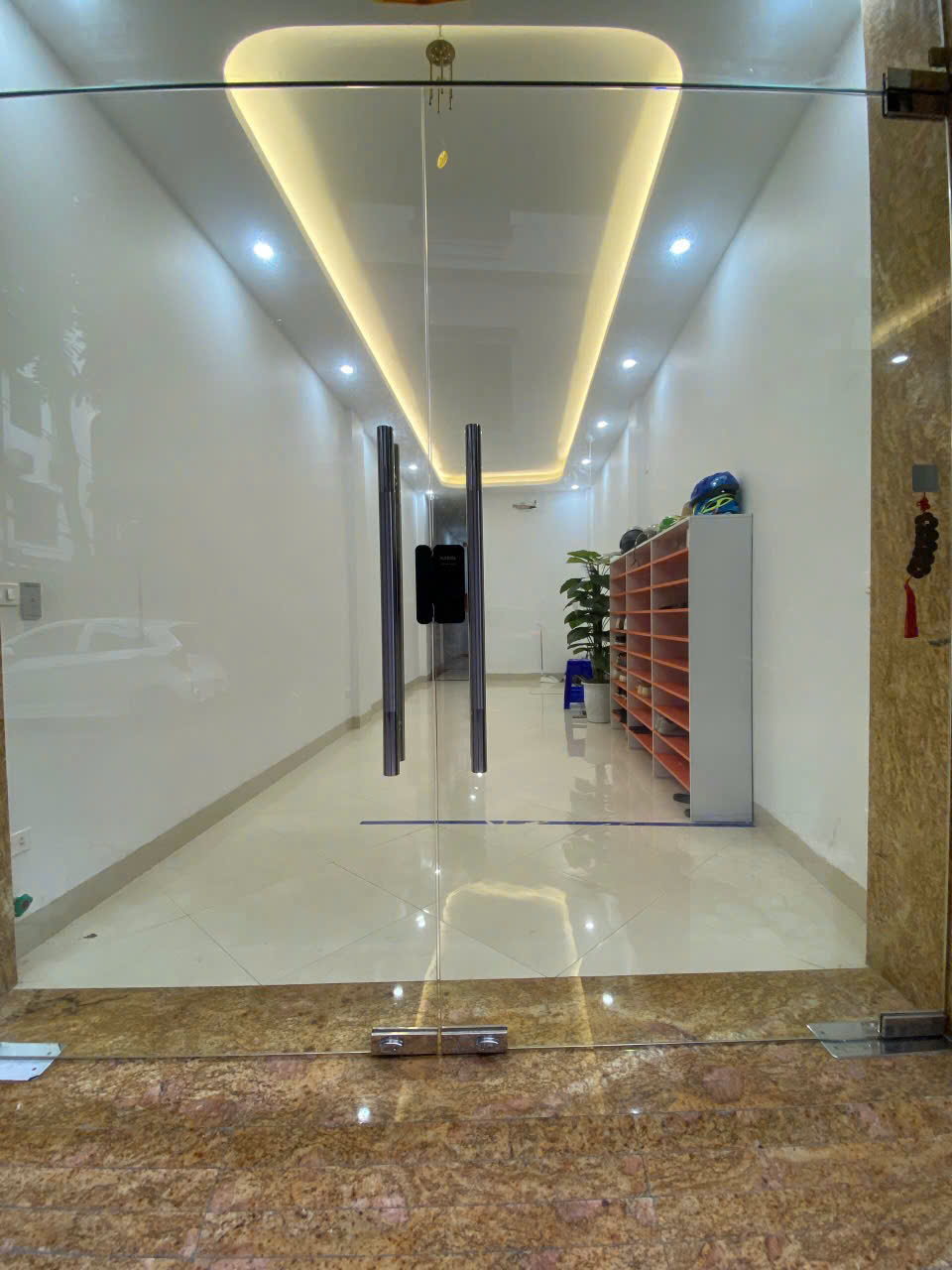 CHO THUÊ MẶT BẰNG LÀM VĂN PHÒNG – MẠC THÁI TỔ Vị trí đẹp, giao thông thuận tiện, khu văn phòng sầm 15983969