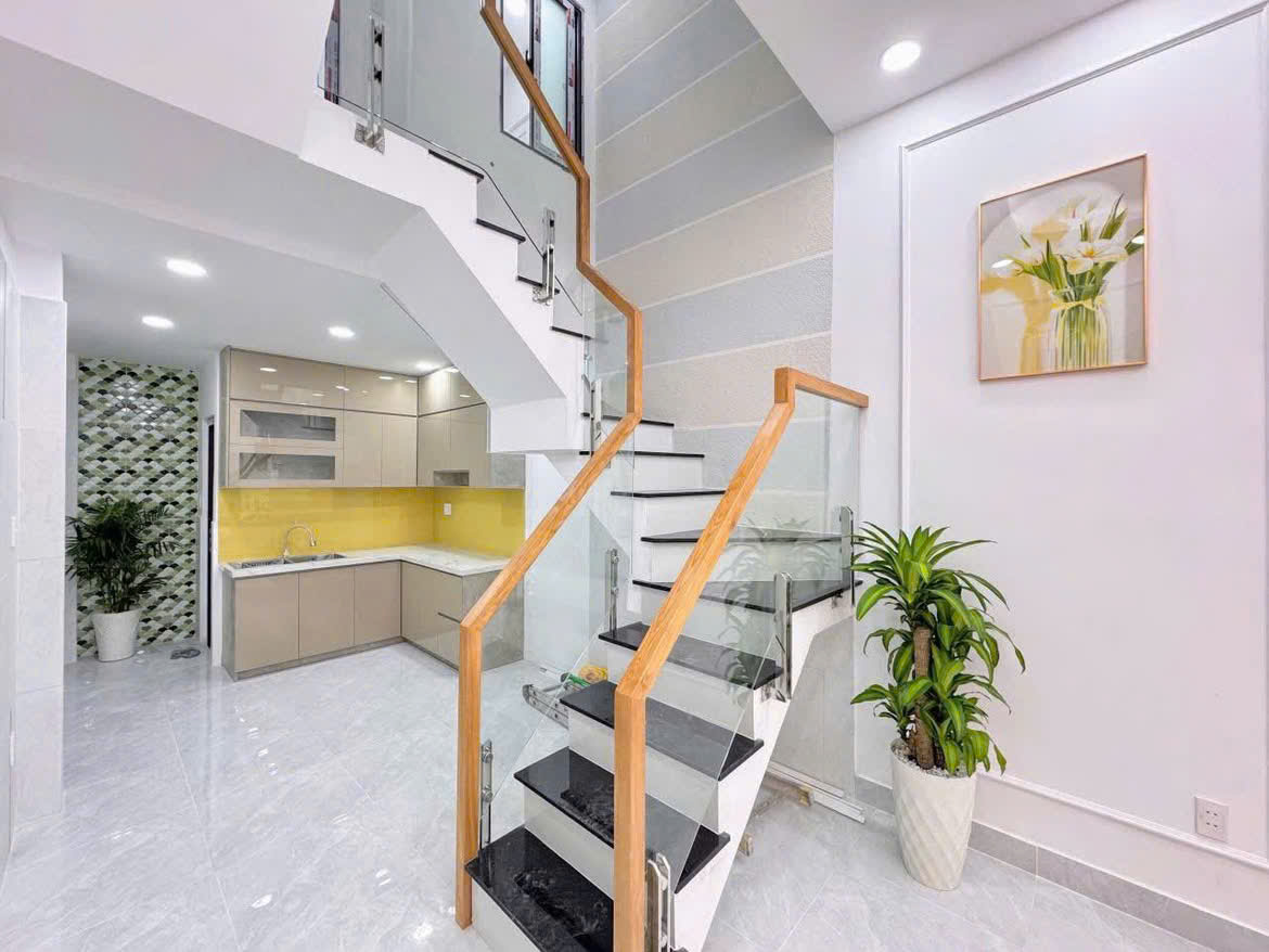 SIÊU PHẨM NHÀ MỚI – 4 TẦNG – KHU DÂN CƯ CAO CẤP 15983986