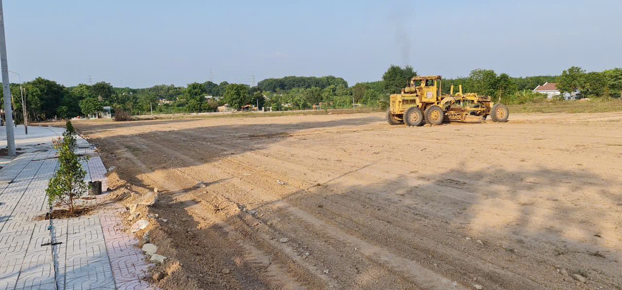 BÁN ĐẤT P.AN LỘC 5*30 TC 50M Đ 17M 15984012