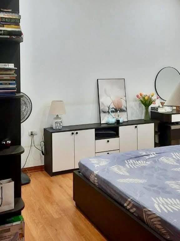 Chính chủ cho thuê căn hộ CT10 - 12a03 Việt Hưng  15984089