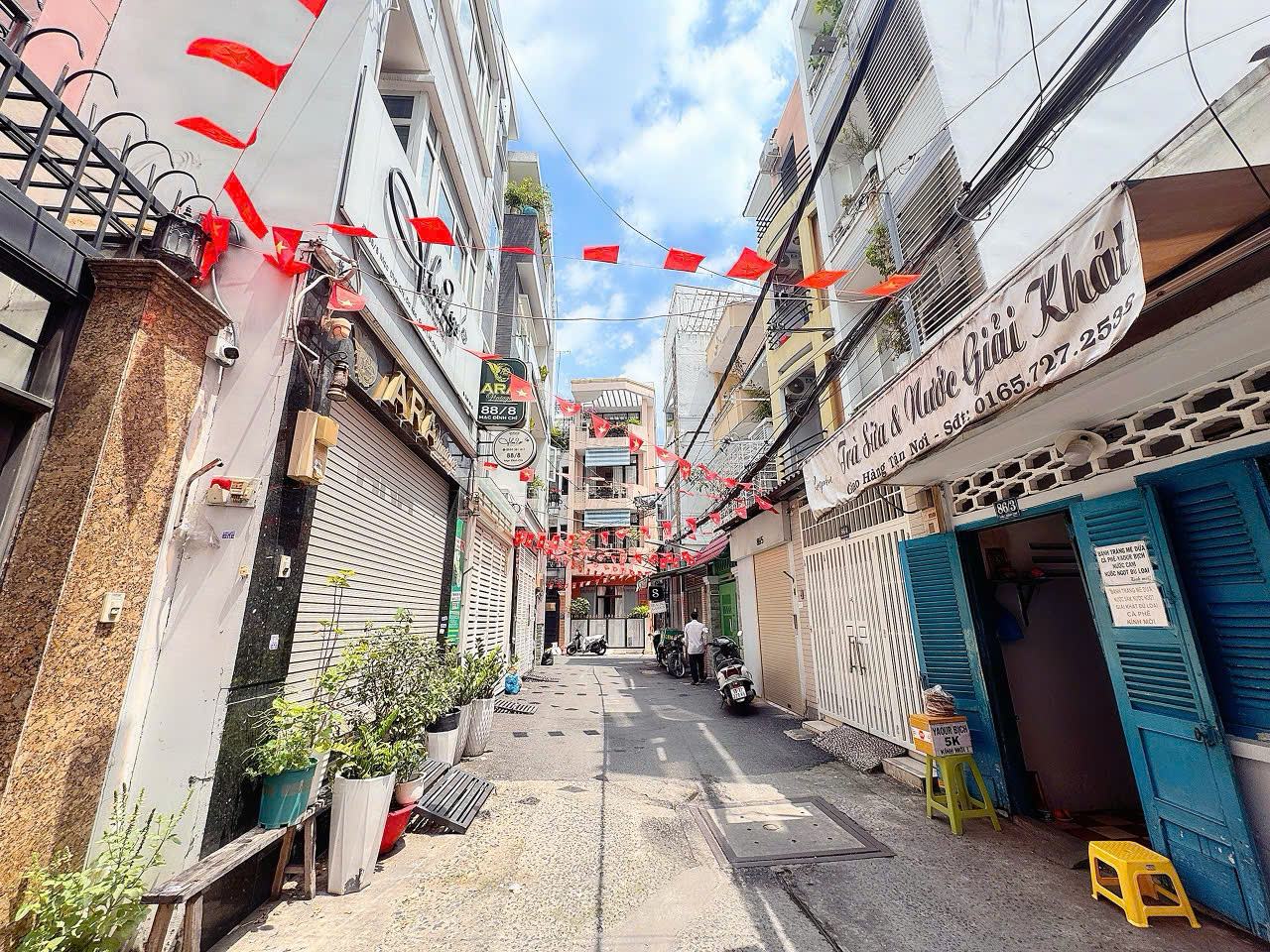 BÁN NHÀ 2 TẦNG MẶT TIỀN HẺM XE HƠI ĐẬU CỬA Đ.MẠC ĐĨNH CHI, QUẬN 1- DT 50M2 FULL THỔ- NHÀ 2 MẶT TIỀN 15984158