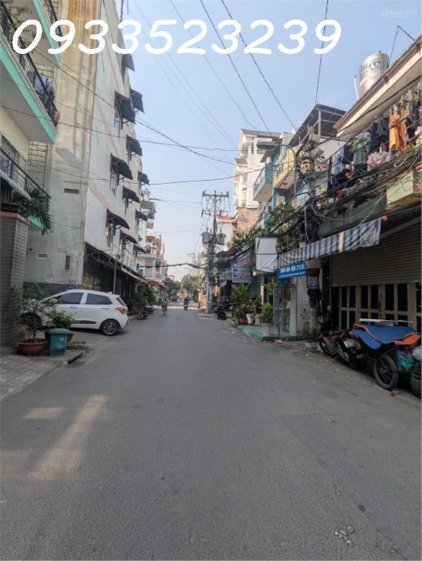 Căn nhà mặt tiền đường 8m KD buôn bán - DT 4m x 23m - 4 tầng - chỉ 9,8 tỷ - gần chợ Phạm Văn Bạch 15984180