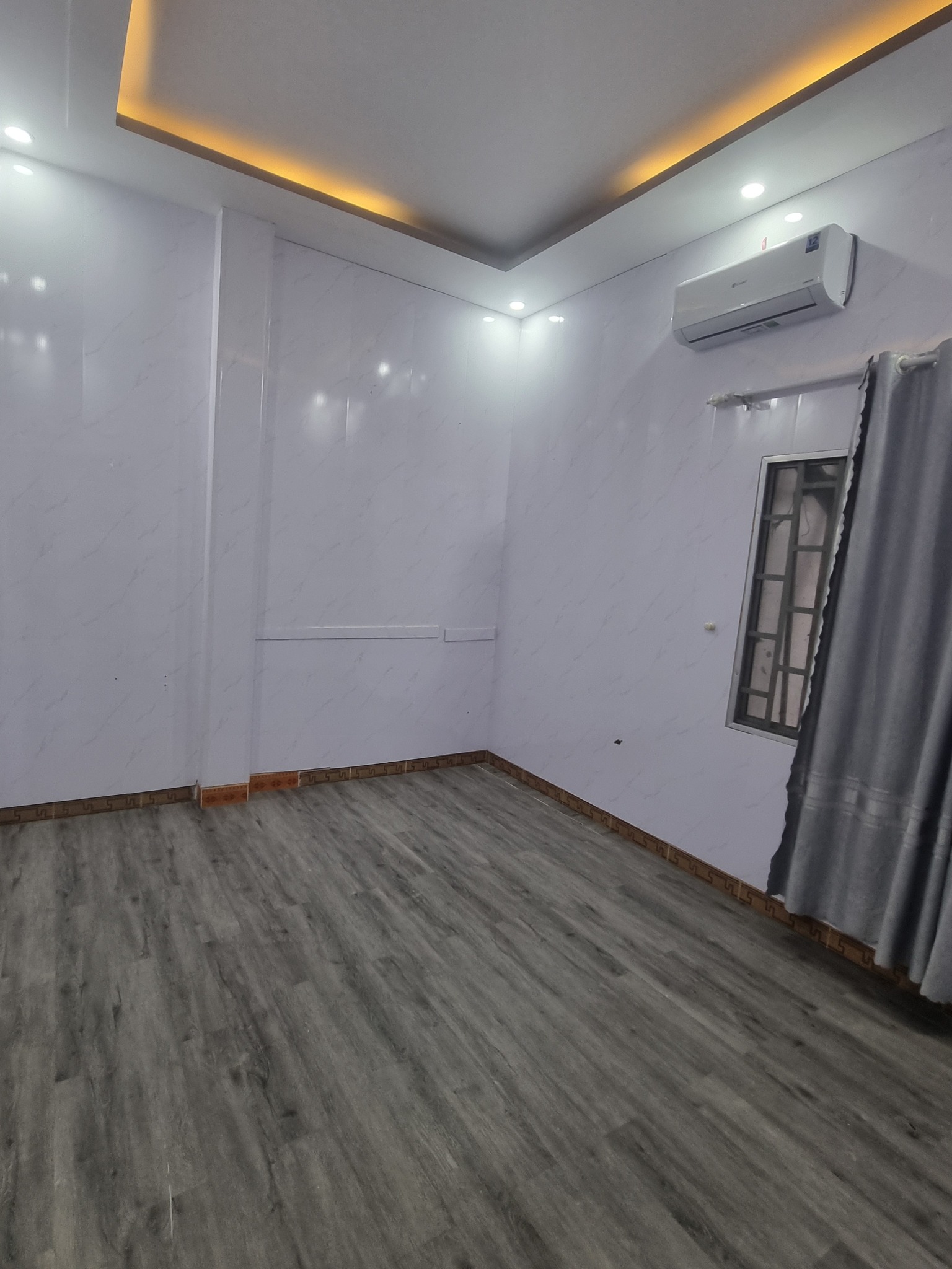 🔴BÁN NHÀ 2 TẦNG GẦN BIỂN - ĐƯỜNG HÒA MINH 14) 15984210