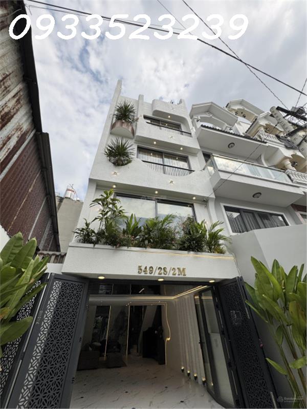 Bán Nhà ngang hiếm - đậu được 2 con xe hơi - 5 tầng lầu - khu phân lô đồng bộ - đón đầu kênh Tham 15984216