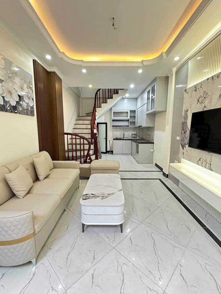 Bán Nhà 5T, 33m2 giá 7,45 tỷ Ngọc Thuỵ, Long Biên (Ô tô cách nhà 25m) 15984308