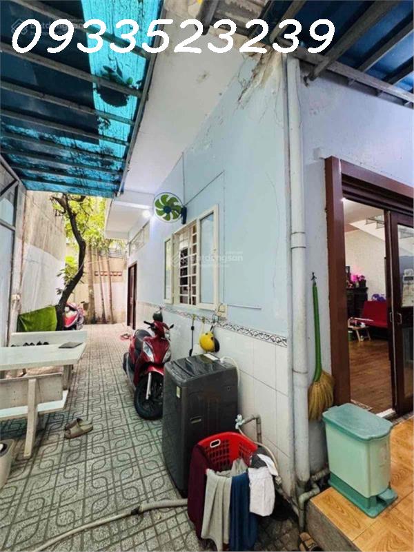 Bán Nhà đẹp 110m² (10x11m) Dương Quảng Hàm, 2 tầng, giá 8.4 tỷ, cạnh ĐH Văn Lang, Cityland 15984348