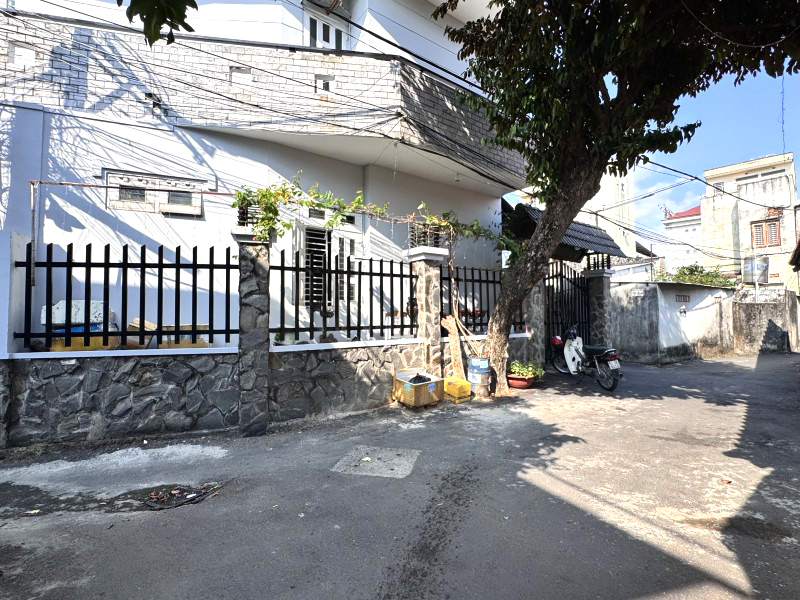 🔥 BánNhà Linh Xuân Thủ Đức 232m2 (9x23), Hẻm Xe Hơi, Full Thổ Cư, Gần QL1K, Giá Chỉ 9,9 Tỷ 15984353