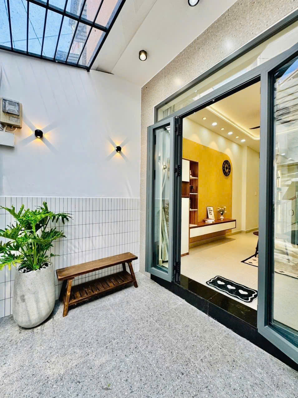 [PHÚ NHUẬN .HCM] - Hẻm xe hơi 56/8 Thích Quảng Đức P. Đức Nhuận 15984384