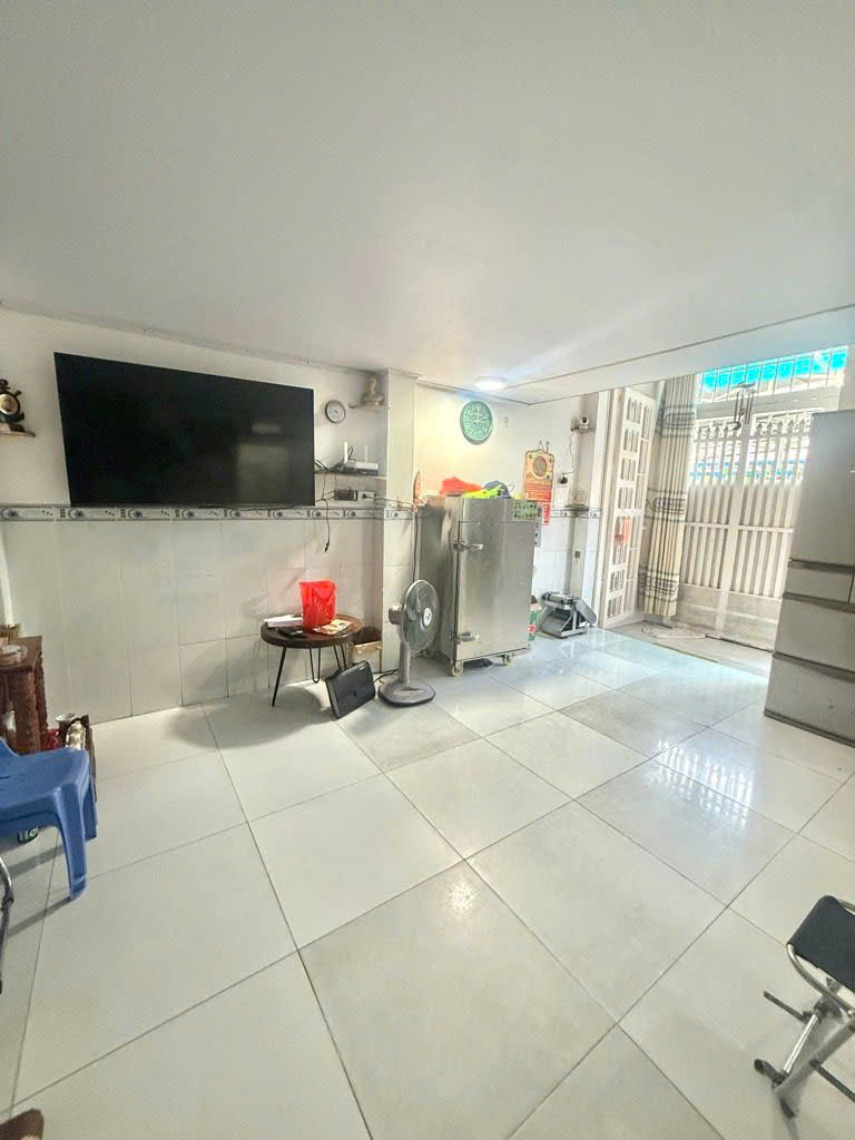 4,2Tỷ- Nhà 3Tầng-Đỗ Xuân Hợp Quận 9-Gần Chợ-Sổ Riêng-An Ninh-Không Quy Hoạch 15984388