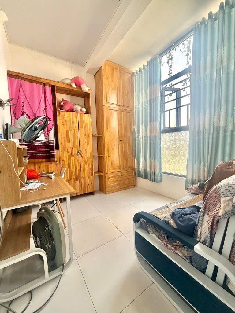 4,2Tỷ- Nhà 3Tầng-Đỗ Xuân Hợp Quận 9-Gần Chợ-Sổ Riêng-An Ninh-Không Quy Hoạch 15984388