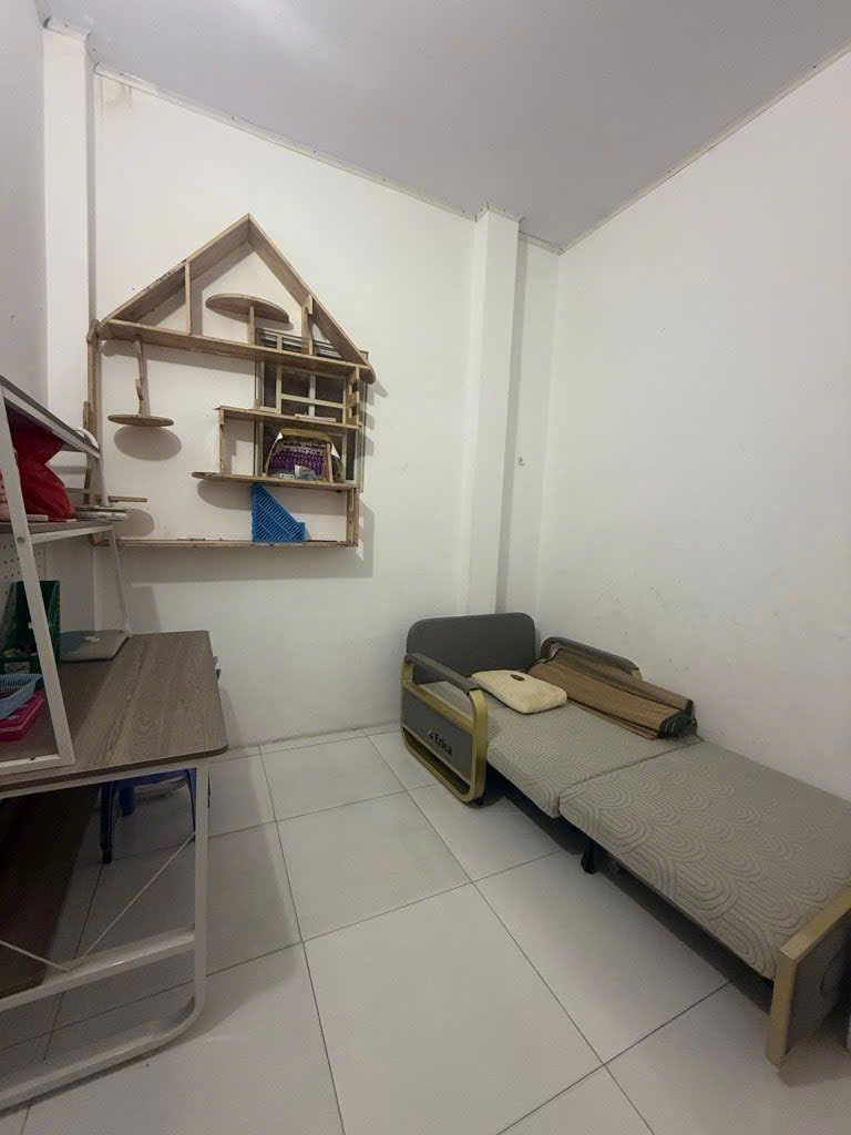 4,2Tỷ- Nhà 3Tầng-Đỗ Xuân Hợp Quận 9-Gần Chợ-Sổ Riêng-An Ninh-Không Quy Hoạch 15984388