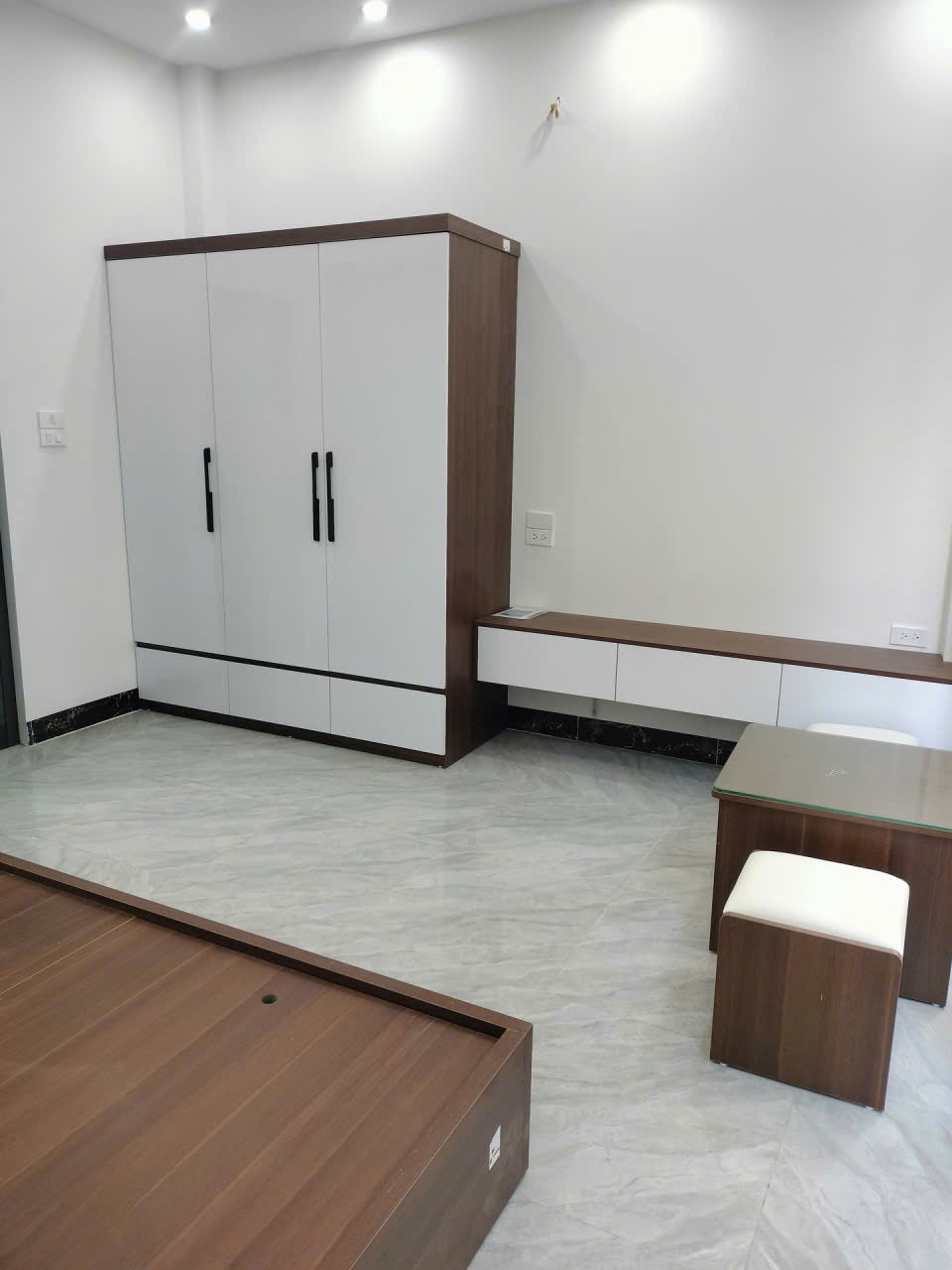 BÁN NHÀ SIÊU PHẨM PHỐ LỤA HÀ ĐÔNG 15984390