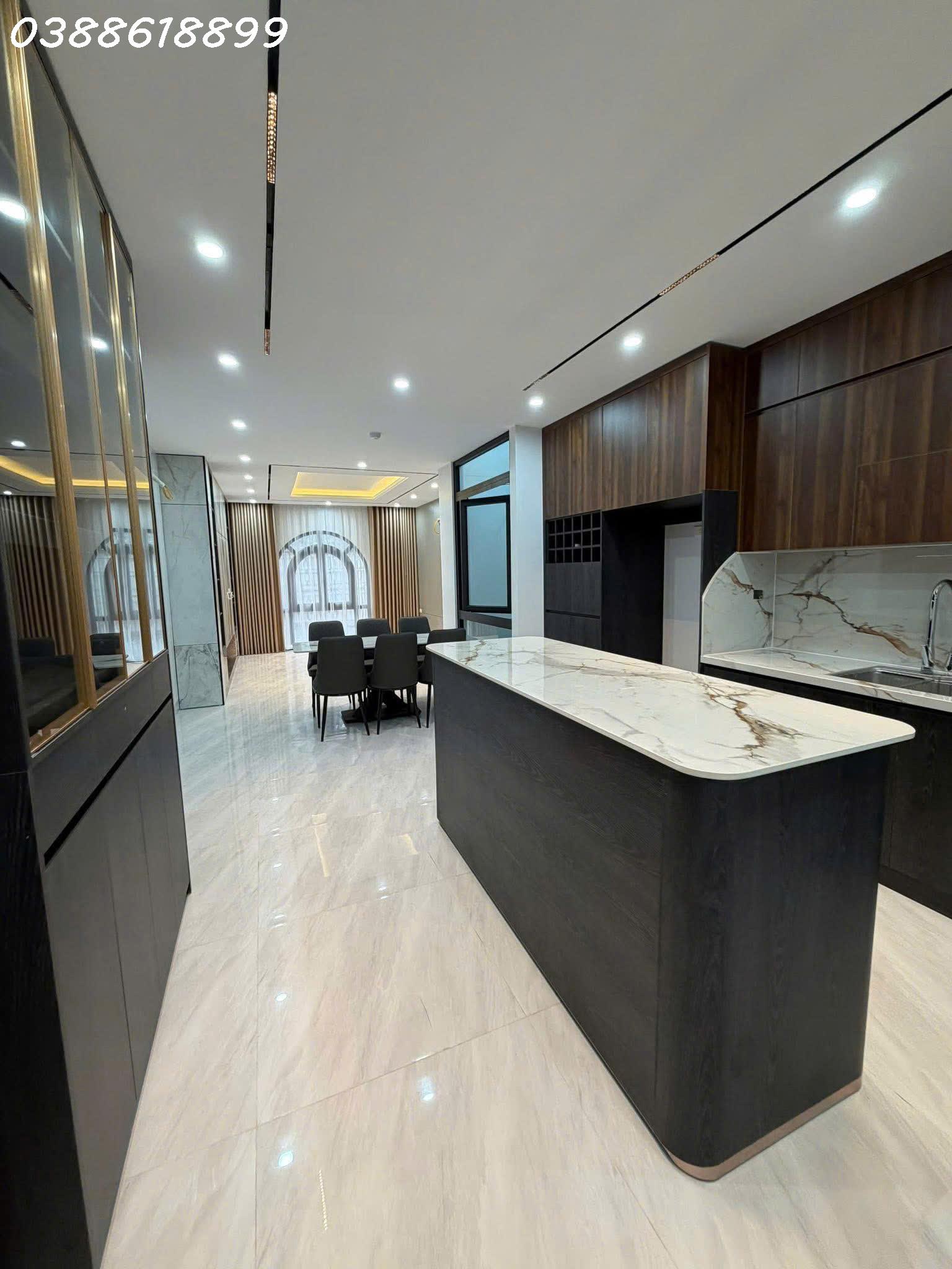 BÁN NHÀ TRẦN DUY HƯNG 70Mx 7 TẦNG THANG MÁY, FULL NỘI THẤT, GẦN PHỐ, 7 CHỖ VÀO NHÀ 15984426