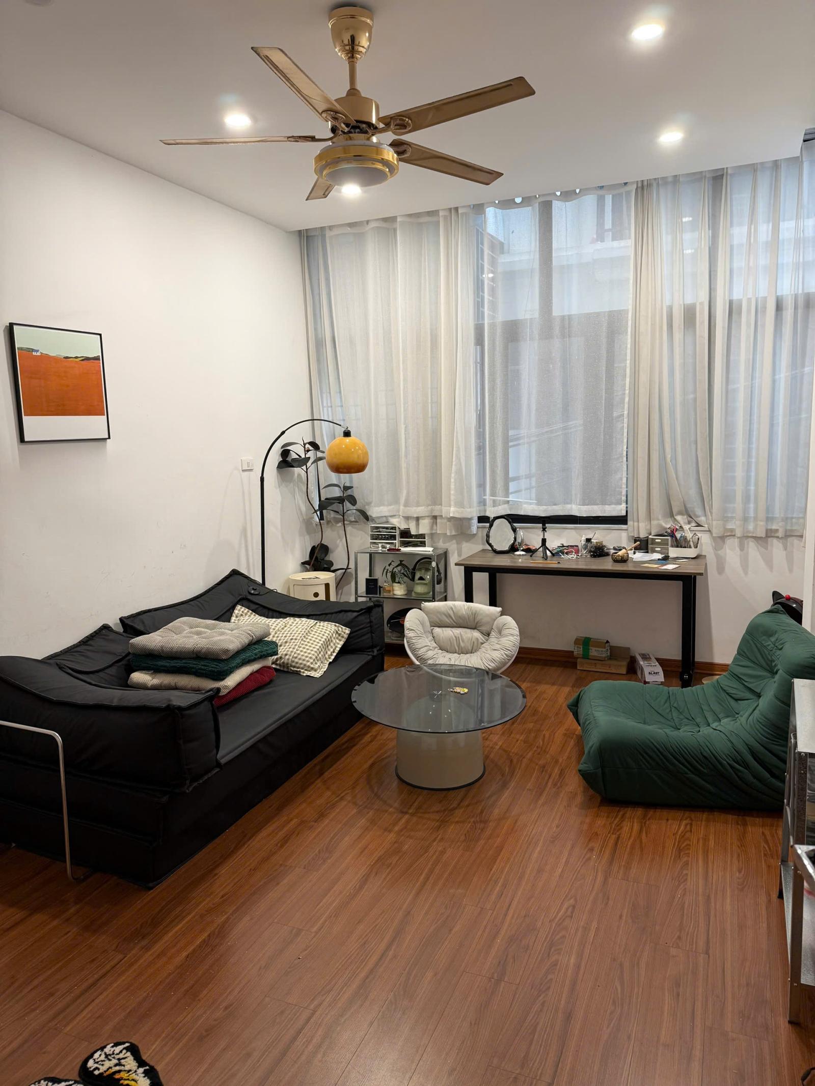 Bán nhà Pháo Đài Láng, gần chợ dân sinh, ngõ to, gần mặt phố. 15984431