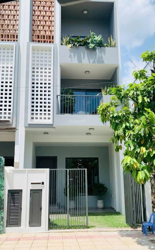 NHÀ GÓC 2 MẶT TIỀN, KHU ĐÔ THỊ CAO CẤP THE MEADOW BÌNH CHÁNH, CHỈ NHỈNH 7 TỶ. 15984443