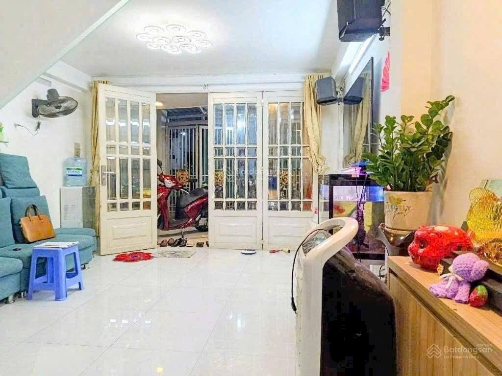 GIÁ RẺ NHẤT QUẬN 7 - NHÀ 4 TẦNG HUỲNH TẤN PHÁT, P. PHÚ THUẬN, QUẬN 7 - GIÁ 4,5 TỶ 15984457