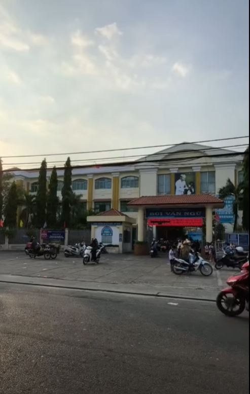 LÔ ĐẤT MẶT TIỀN BÀ ĐIỂM 4 – HÓC MÔN 🔥 10x40m 15984491