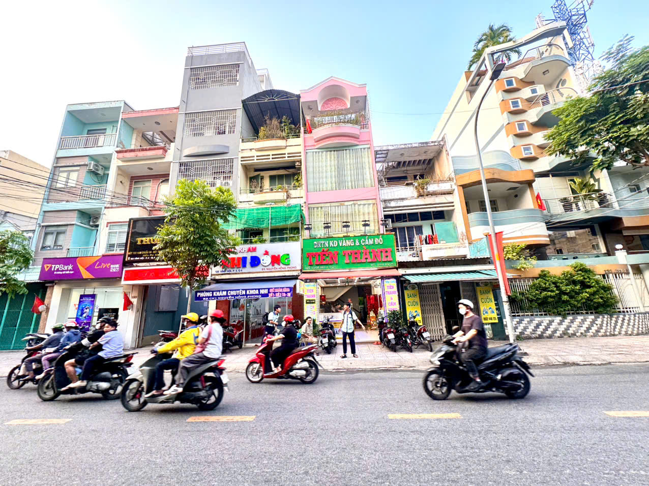 BÁN NHÀ 6 TẦNG- MẶT TIỀN Đ.VINH HỘI, QUẬN 4- DT 4M*25M VUÔNG ĐẸP- HDT 90TR/TH- 0938676685 GIANG 15984512