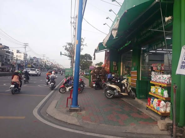 Bán đất mặt tiền 10x25m giá 10,2 tỷ Đường Đặng Thúc Vịnh 15984532