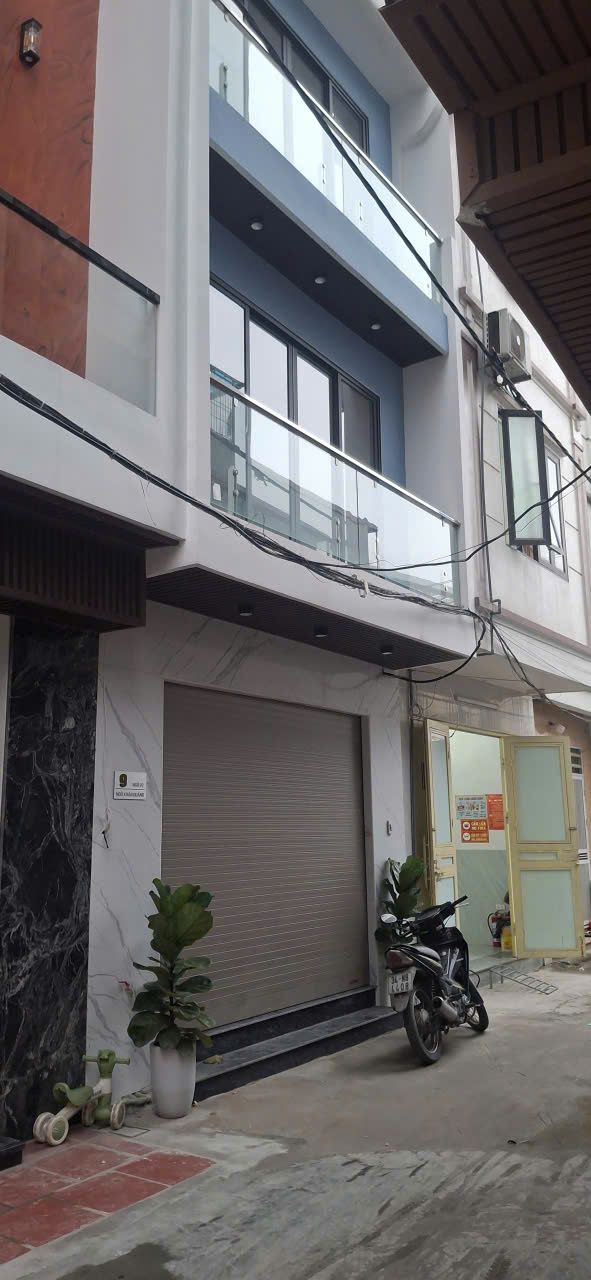 Nhà phố Ngô Xuân Quảng,8.5 tỷ 36m2,, 2 mặt thoáng, sổ đẹp 15984548