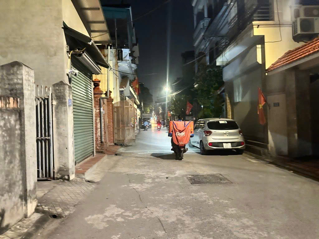 Bán nhà 3 tầng khu vực trung tâm thị trấn Yên Viên - Hàng hiếm còn sót lại - Cách cầu Đuống 600m 15984577