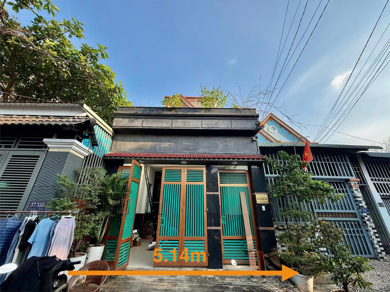 Ngân hàng thanh lý nhà TT Dĩ An siêu đẹp 3 lầu, DT 126.4m2, hẻm 6m, Giá hấp dẫn 4 tỷ 3 15984648