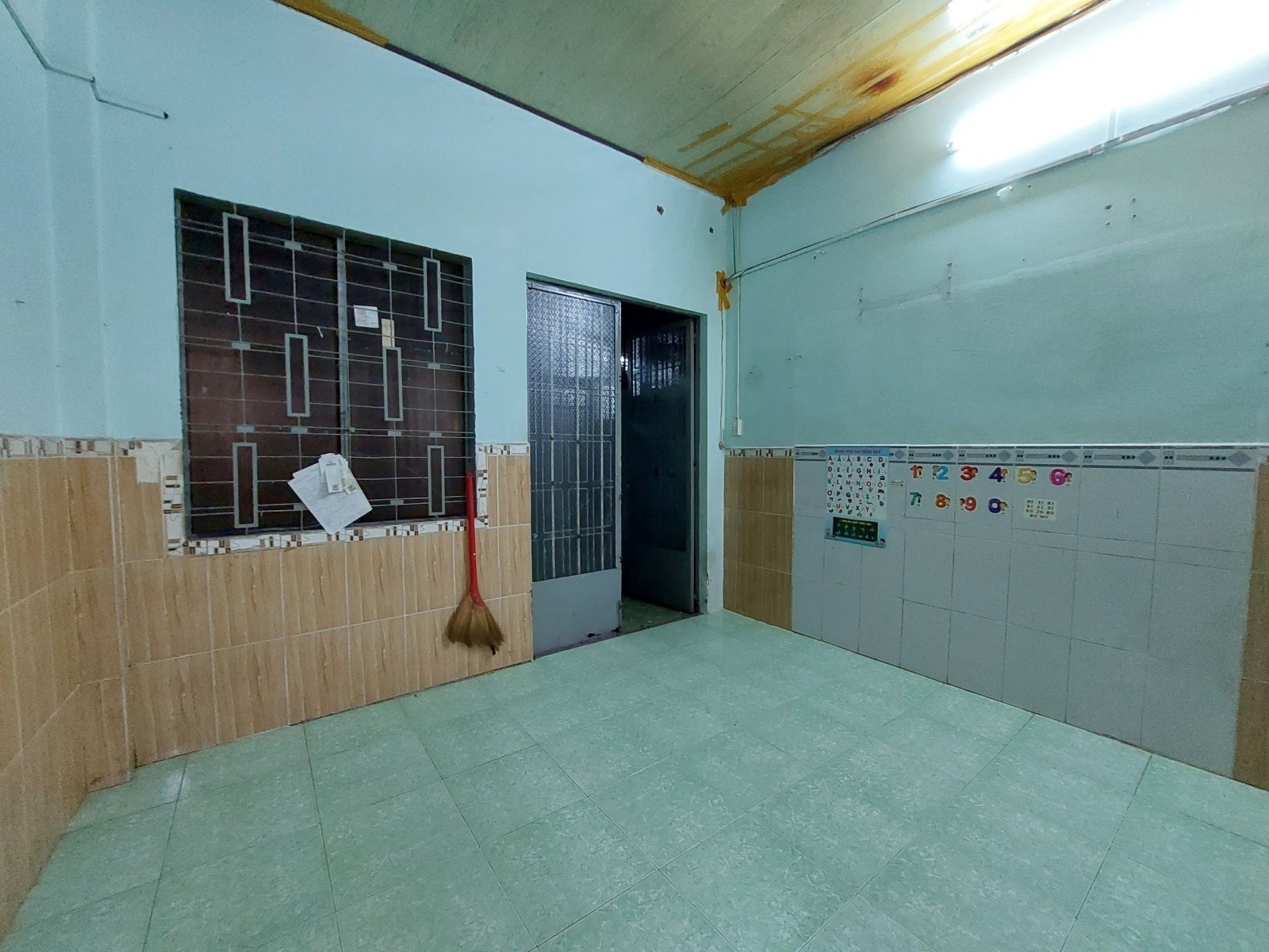 NHÀ HIẾM 7.5*8.5 2-CN56M CĂN RIÊNG BIỆT-SÁT CẦU VƯỢT QUANG TRUNG
GẦN PHẦN MỀM QUANG TRUNG-TO KÝ 15984664