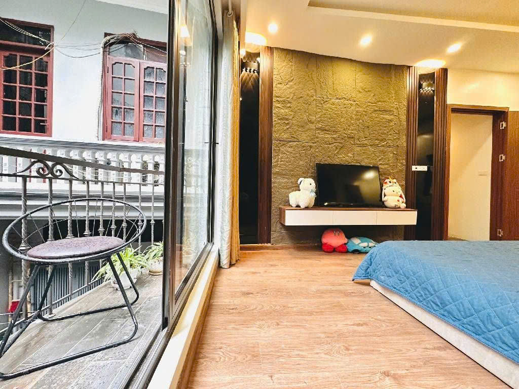 BÁN NHÀ TRẦN KHÁT CHÂN 34M2, 4 TẦNG 7,x tỷ 15984674