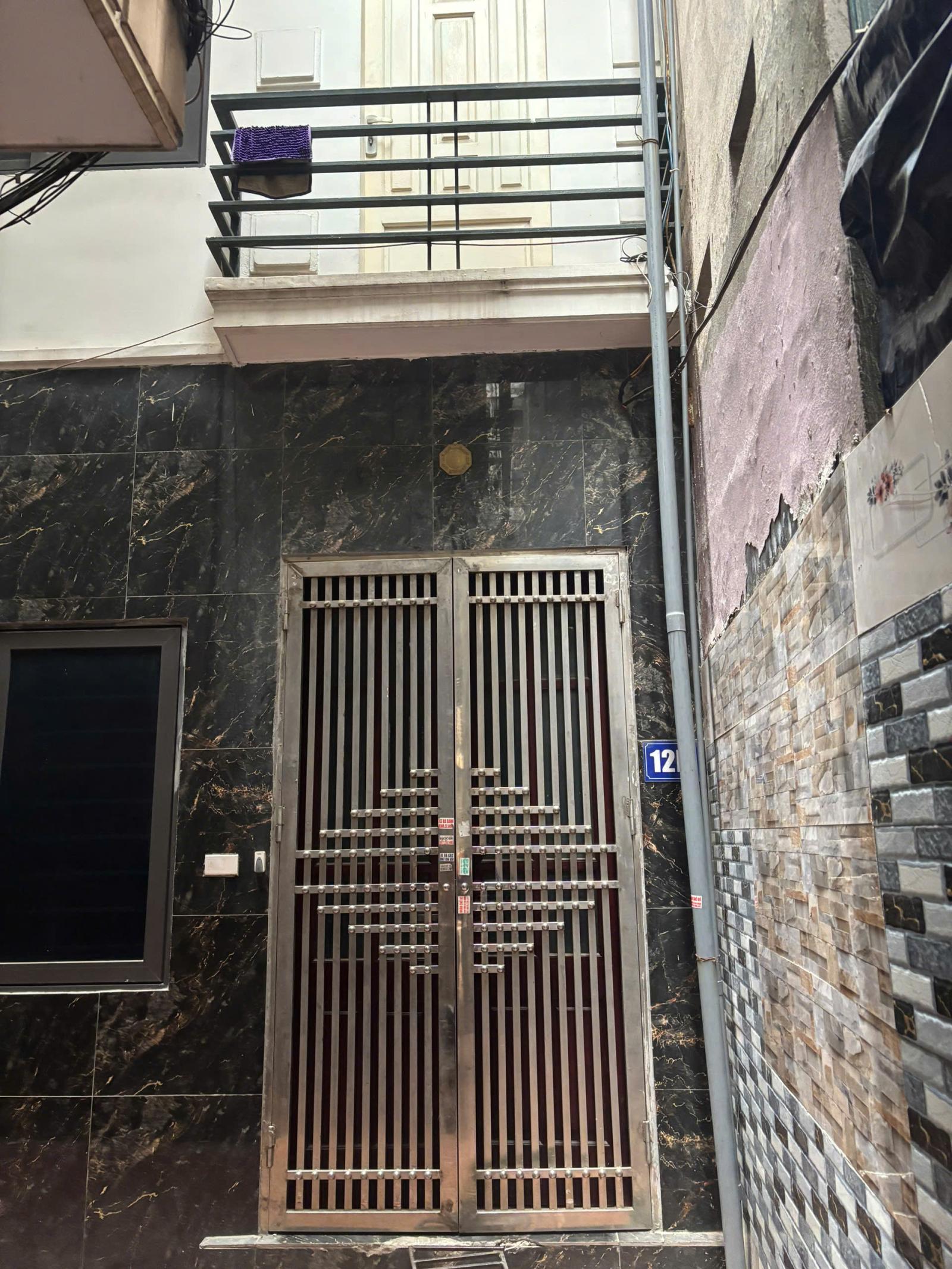 CHO THUÊ NHÀ 4 TẦNG TẠI NGÕ 145 QUAN NHÂN, THANH XUÂN, HN GIÁ 14TR/ THÁNG 15984675