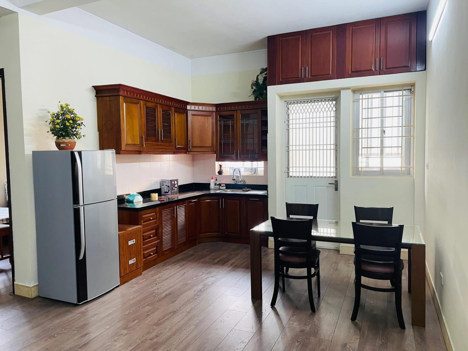 Cho thuê căn hộ chung cư tại Khu Đô thị Việt Hưng (quận Long Biên cũ) 15984819