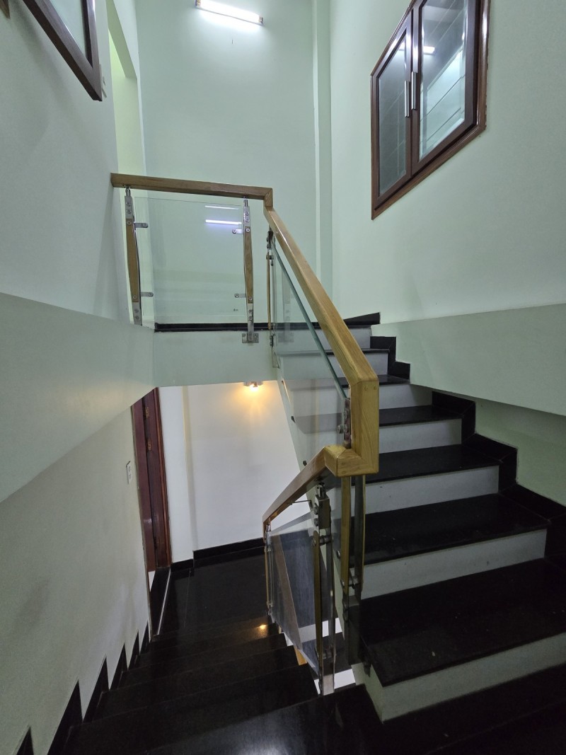 ♥ Kiệt 3m Thẳng thông ra MT Lê Độ, gần AeonMall, Công Viên, 100m2, 3 tầng, 5.x tỷ 15984884