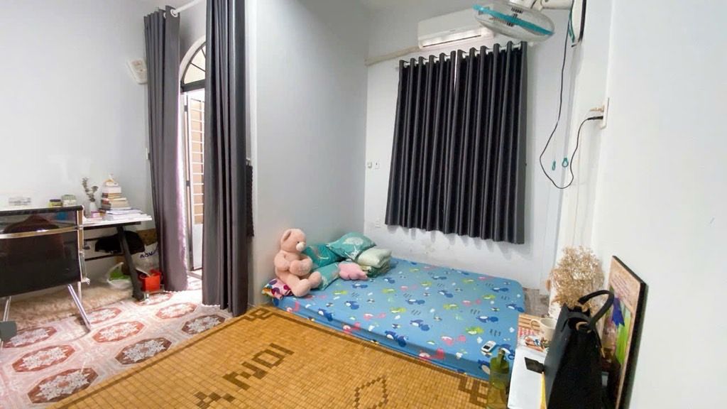 40m2 HẺM THÔNG PHẠM VĂN BẠCH 4X10 4 TỶ
 15984966