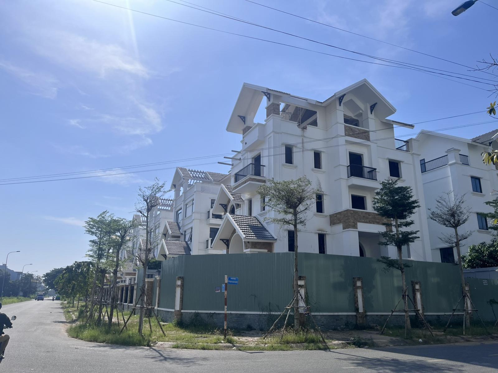 Bán Biệt Thự vip Khu dân cư Phú Nhuận 3.Đối diện Trung Tâm Hành Chính Quận 2 15984968