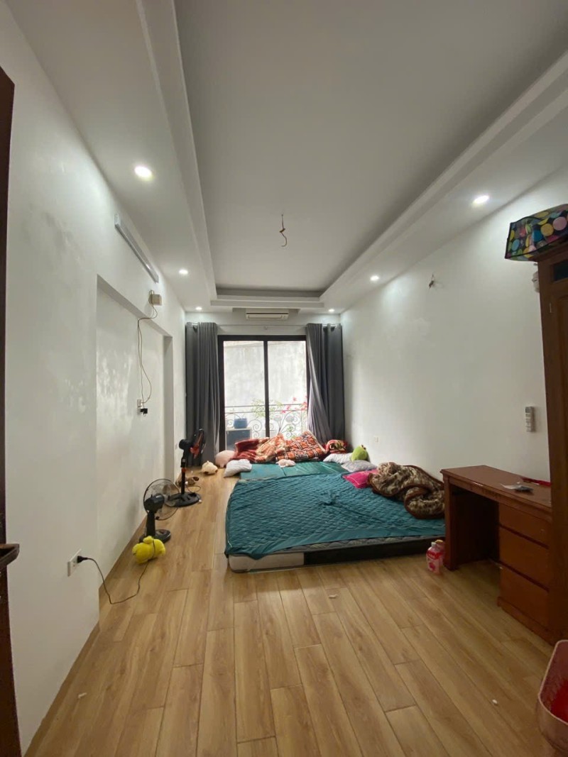 BÁN NHÀ THƯỢNG THANH – 5 TẦNG – 10M RA Ô TÔ TRÁNH – CÓ CHỜ THANG MÁY 15984971