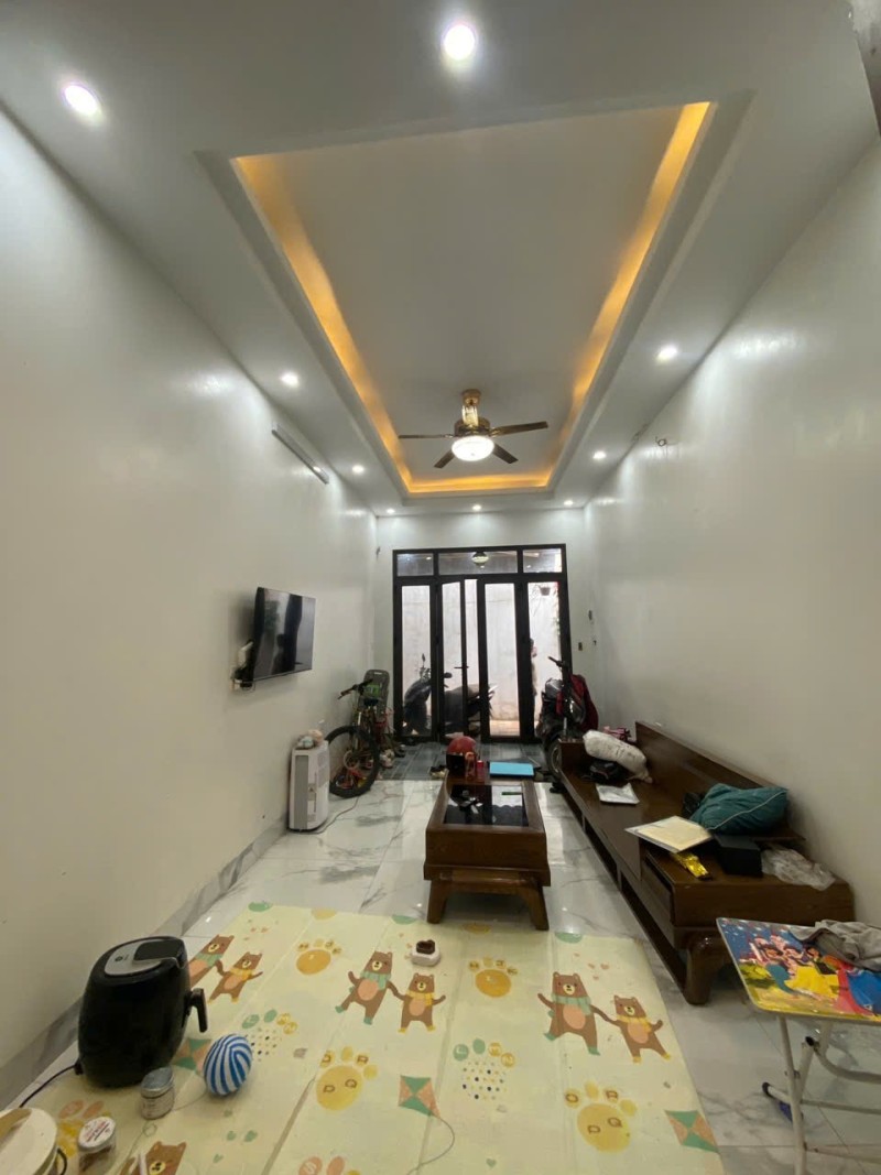 BÁN NHÀ THƯỢNG THANH – 5 TẦNG – 10M RA Ô TÔ TRÁNH – CÓ CHỜ THANG MÁY 15984971