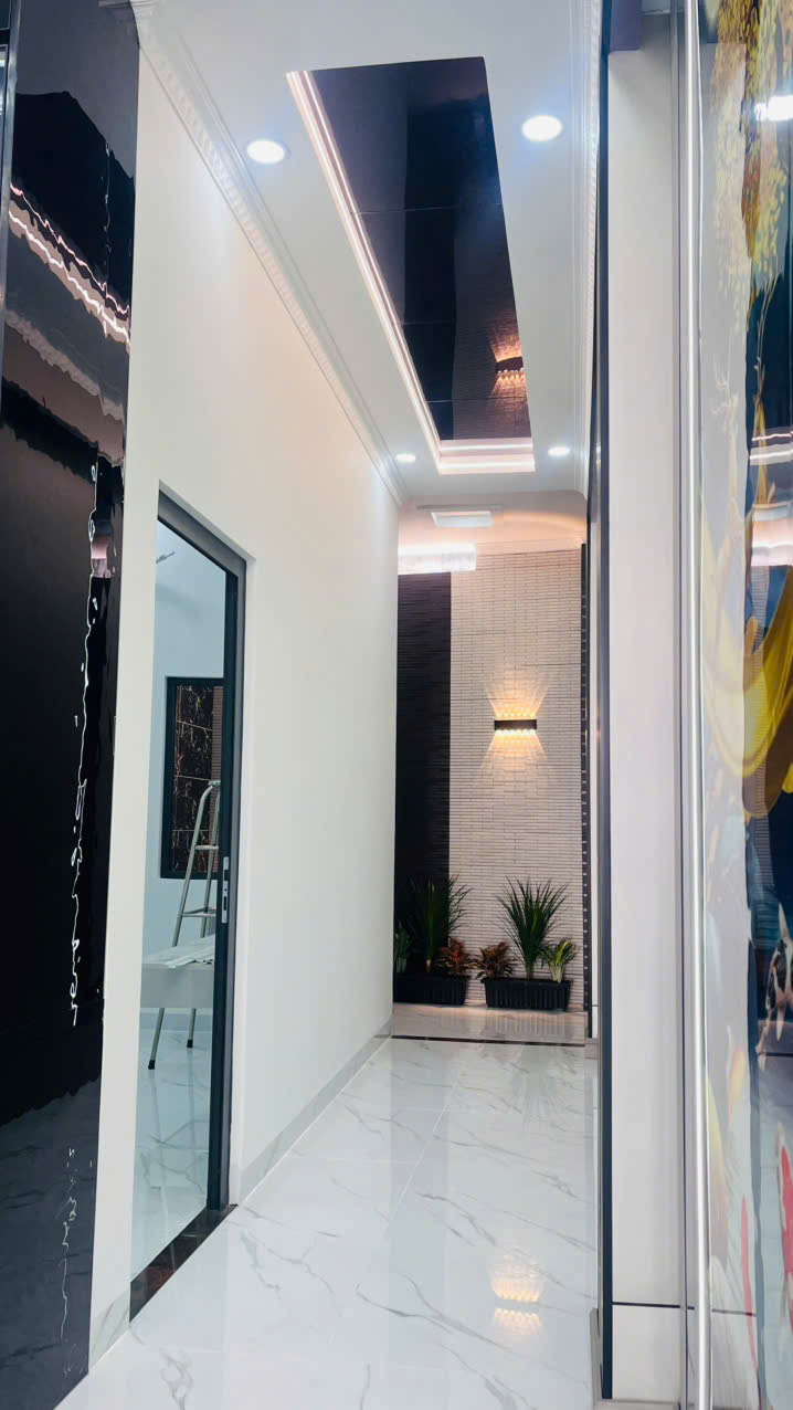 Bán nhà 2 Tầng 110m2 Đông Hòa,SHR đường xe hơi, gần nhà thi đấu Dĩ An 15984991