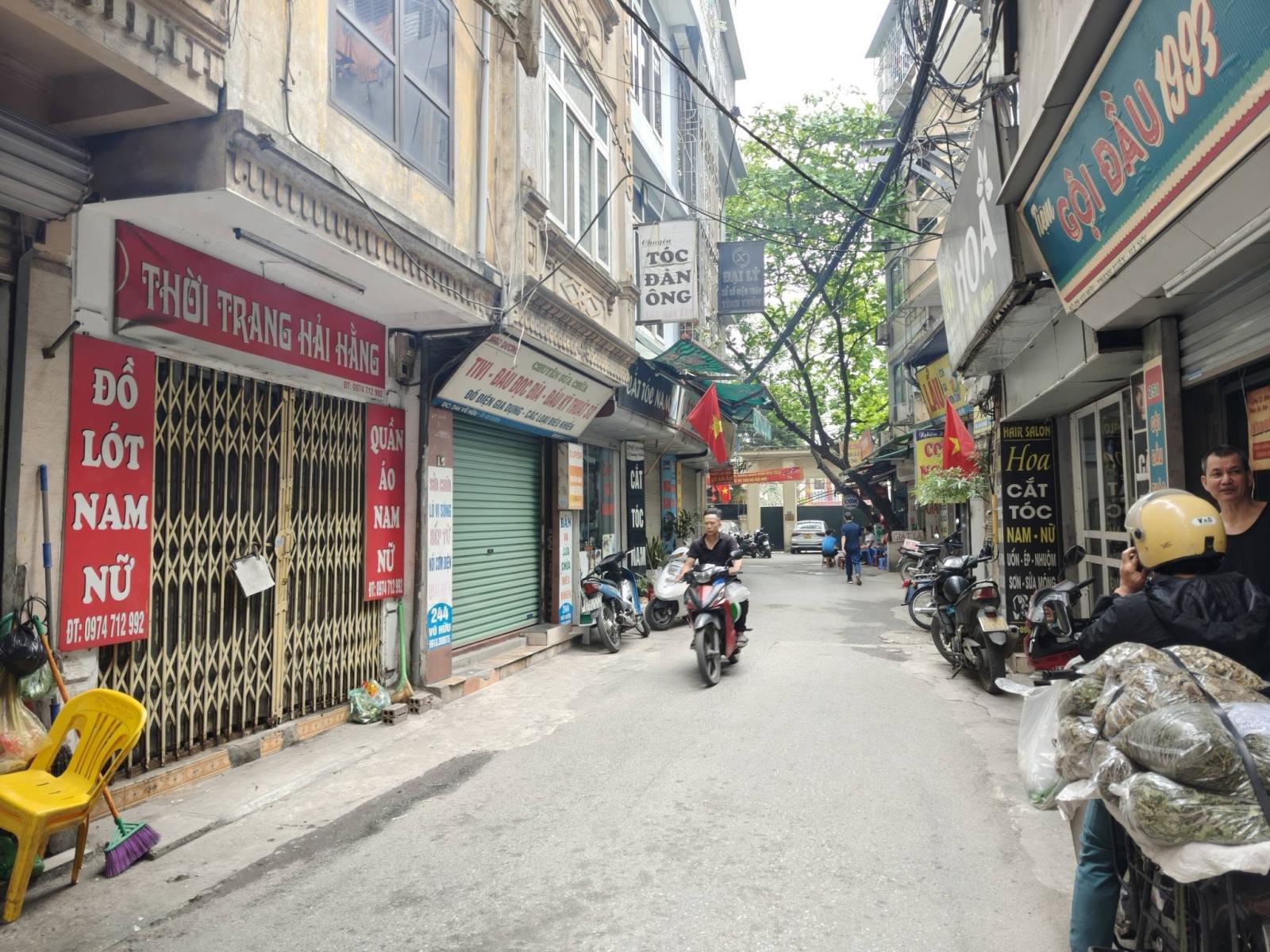 BÁN NHÀ 5M RA NGÕ Ô TÔ VŨ HỮU, TỐ HỮU, THANH XUÂN 30M - 5TẦNG – CHỈ 6 TỶ.
TIỆN ÍCH NGẬP TRÀN-NGÕ THÔNG- SAU QUY HOẠCH CÁCH MẶT PHỐ VŨ HỮU 5M 15984995