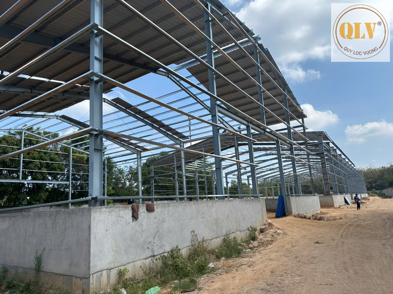 CHO THUÊ NHÀ XƯỞNG – VĨNH TÂN, TÂN UYÊN, BD – 6.000m²
 15985016