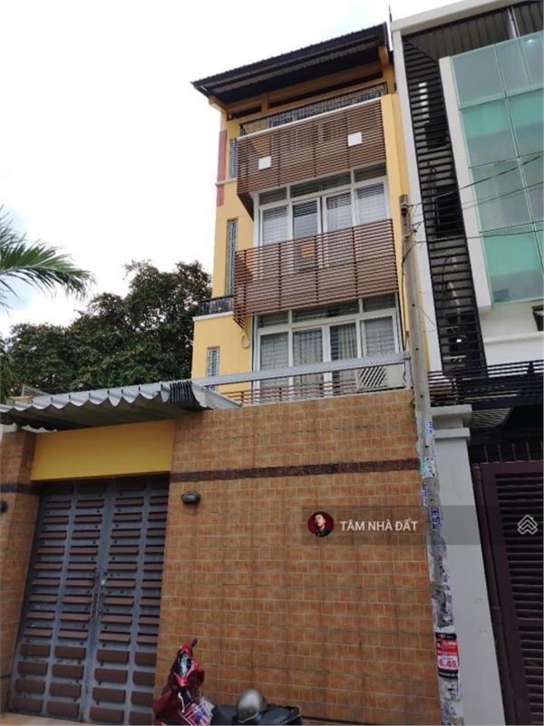 Quảng Trường Công Viên Nhạc Nước CityLand ! Bán nhà 3 Lầu Nguyễn Văn Lượng (4,2x17m) + Hẻm Xe Hơi 15985086