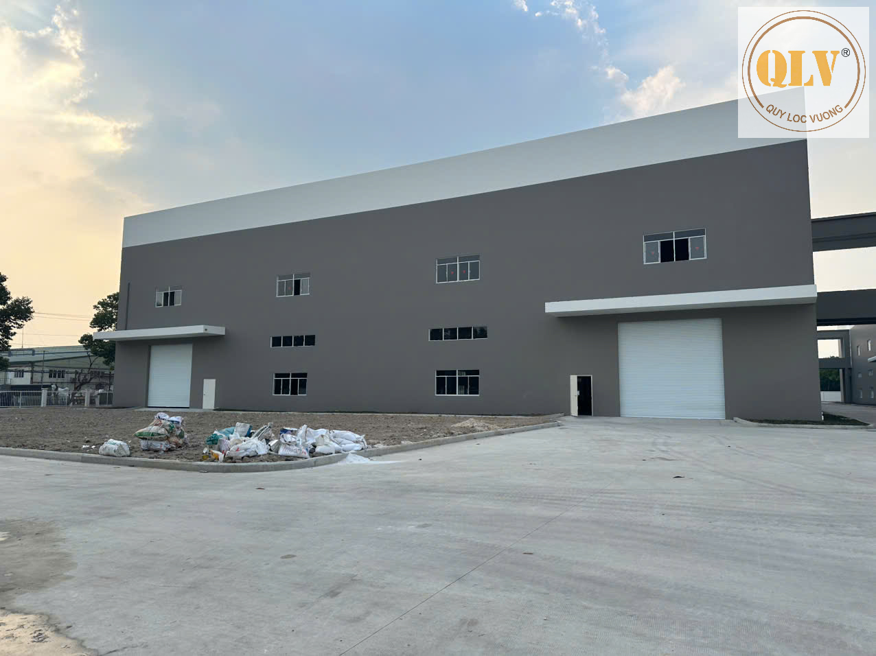 CHO THUÊ NHÀ XƯỞNG – KCN TÂN BÌNH, BD – 24.000m²
 15985135