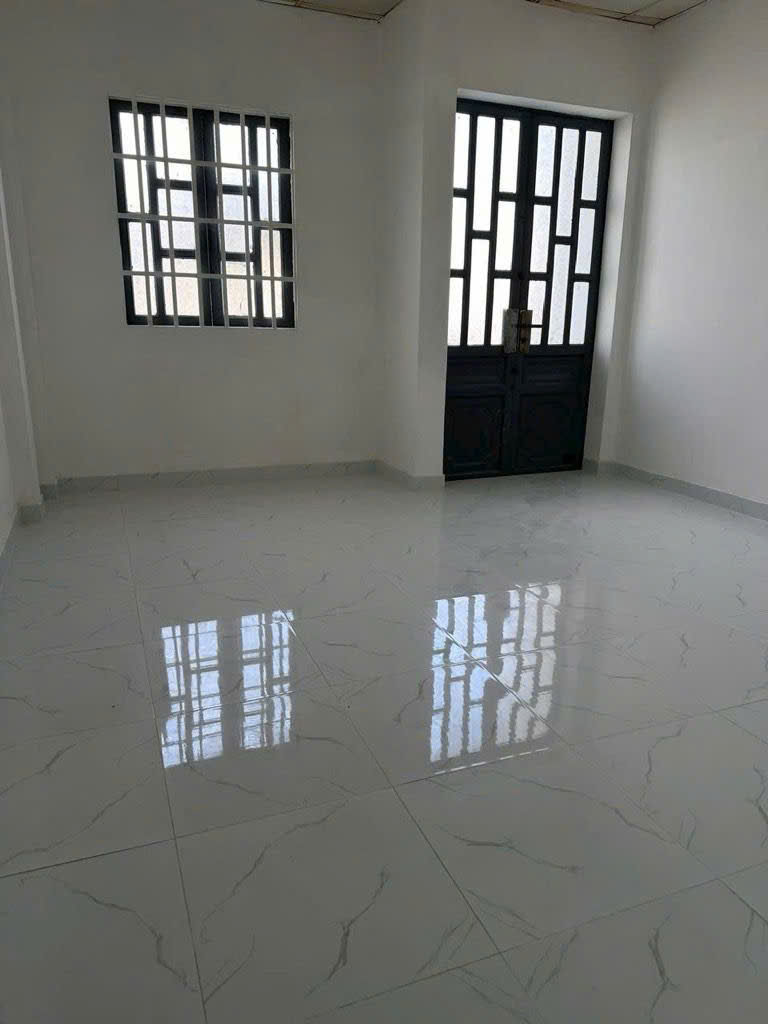 (P.PHÚ ĐỊNH) SỔ VUÔNG A4 - CONTAINER ĐẬU NGÀY ĐÊM - 54M2 - HẺM Ô TÔ THÔNG - QUA QUẬN 6 BÌNH PHÚ RẤT 15985341