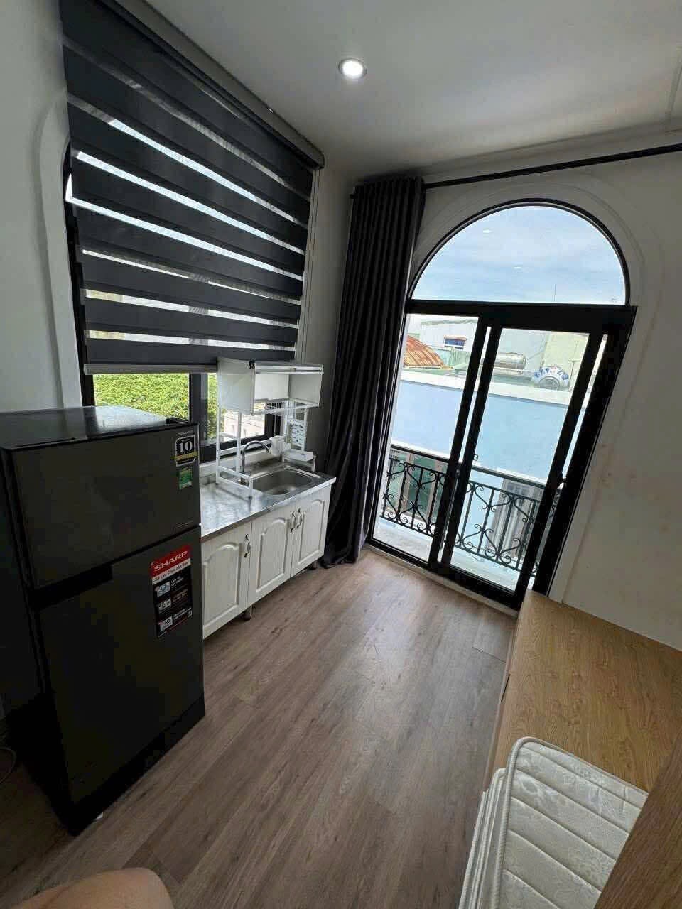 Bán tòa căn hộ Hoàng Diệu 67m2 lô góc 2 mặt kiệt ô tô, thu nhập 30 triệu, giá 8.3 tỷ 15985391