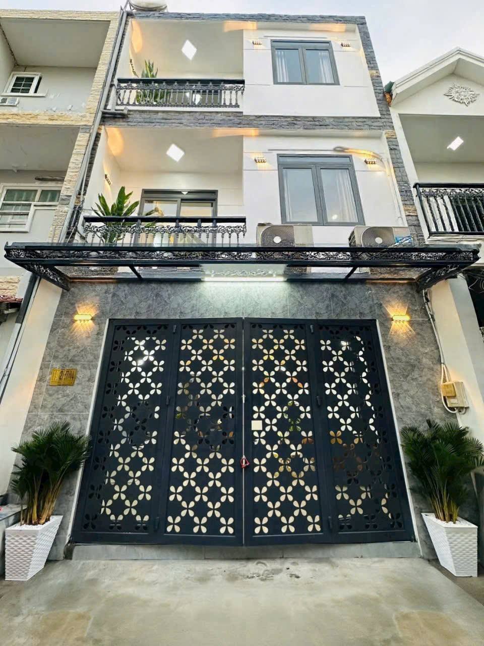 GIÁ TỐT NHẤT PHÂN KHÚC - NHÀ MỚI NGANG 5.5M - GIÁP QUẬN 7 - FULL NỘI THẤT - CHỈ 5,15 TỶ 15985417