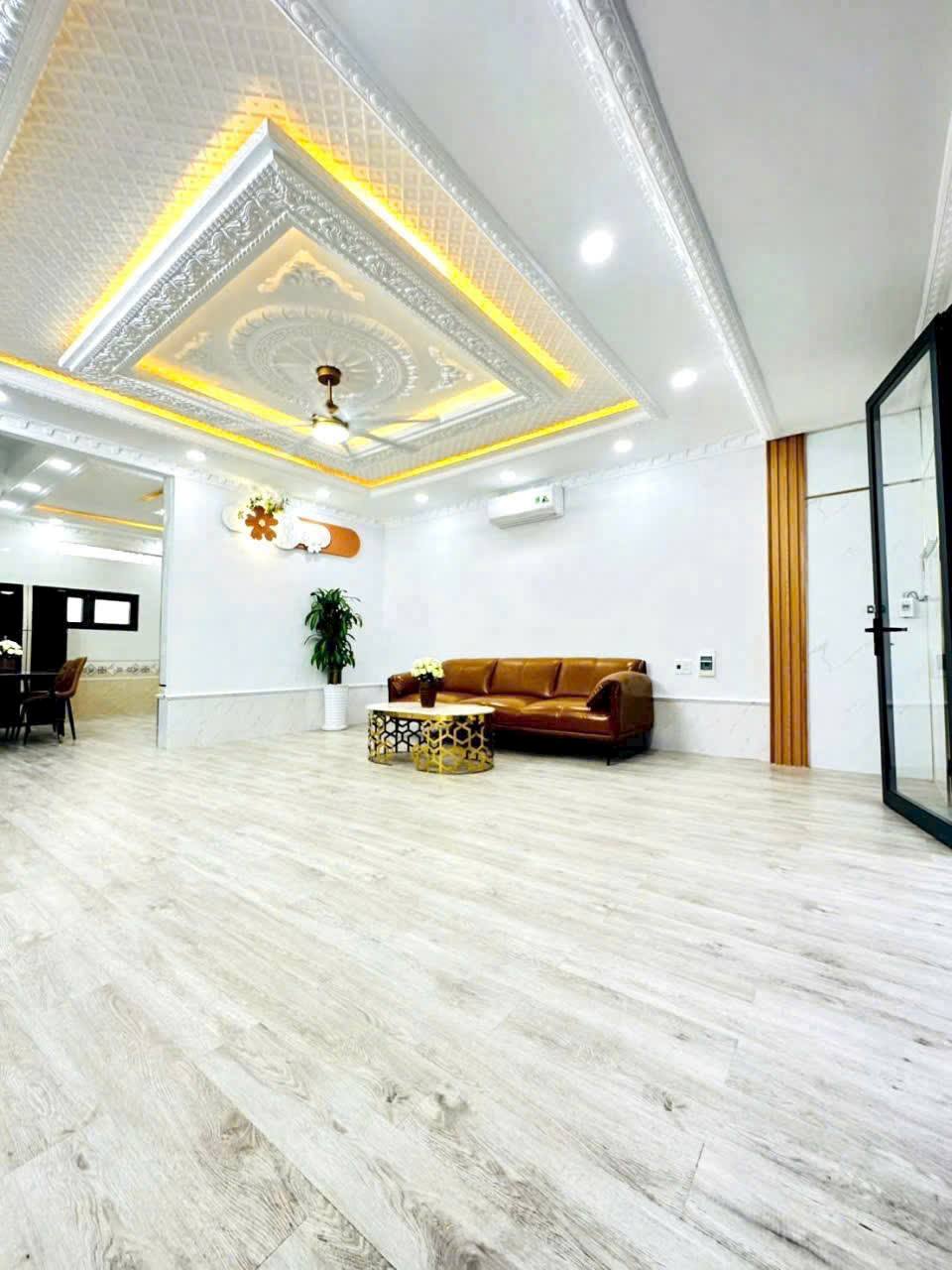 GIÁ TỐT NHẤT PHÂN KHÚC - NHÀ MỚI NGANG 5.5M - GIÁP QUẬN 7 - FULL NỘI THẤT - CHỈ 5,15 TỶ 15985417