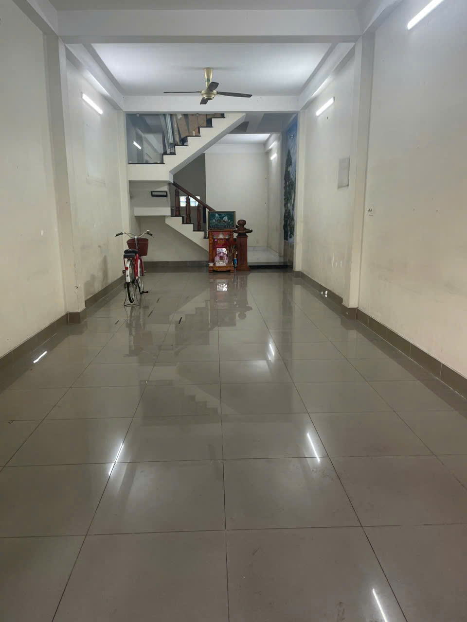 Cho thuê mặt bằng tầng trệt mặt tiền Ngô Thì Nhậm – trung tâm Dĩ An 15985439