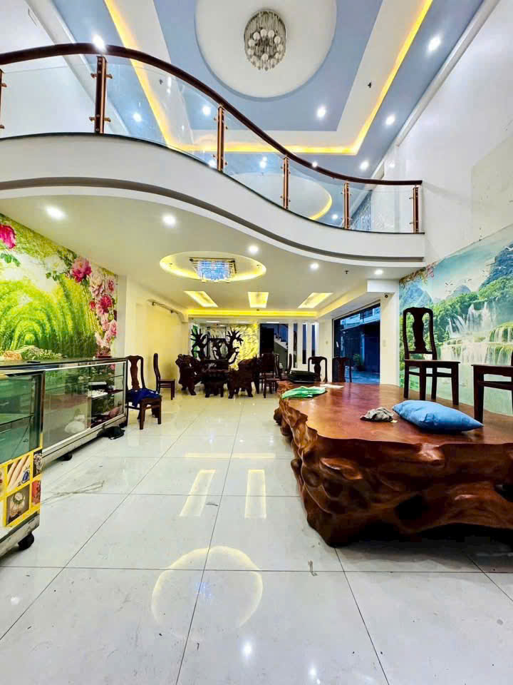 GÓC 2 MẶT TIỀN QUANG TRUNG – THANG MÁY – CHDV SIÊU LỢI NHUẬN - KHAI THÁC NGAY. 15985468