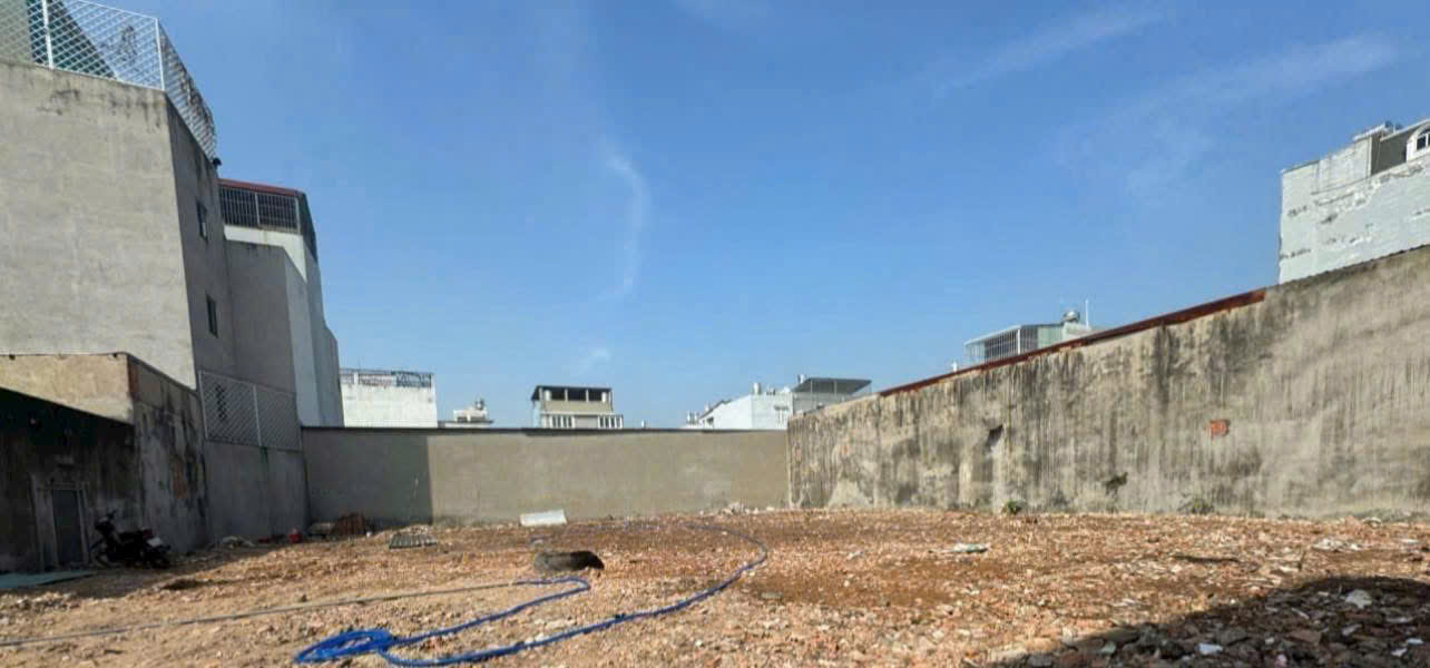 QUỸ ĐẤT LỚN HIẾM – LÊ VĂN KHƯƠNG CÁCH LÊ VĂN KHƯƠNG 30M – 650M² THỔ CƯ 15985467